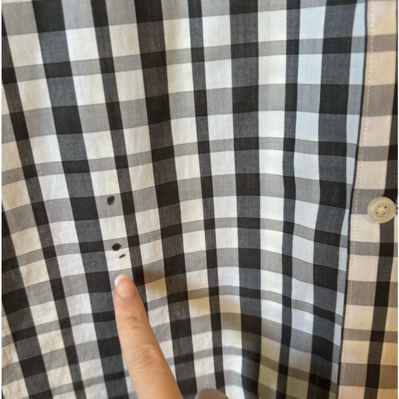 Men’s Perry Ellis short sleeve button down - Picture 3 of 5